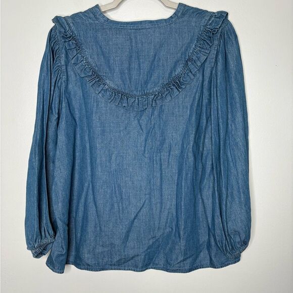 Cartolina Mabel Chambray ruffle Yoke Top NWOT - Picture 5 of 5